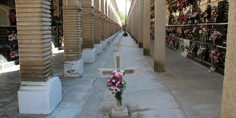 Cementerio de Montañana